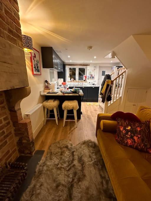 Luxury 2 Bed Cottage In The Centre Of Melbourne เมลเบิร์น ภายนอก รูปภาพ
